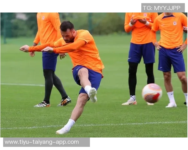 刘洋与卡扎伊什维利互换国家队球衣合影引发热议是走还是留的抉择时刻 刘洋与卡扎伊什维利互换国家队球衣合影引发热议是走还是留的抉择时刻